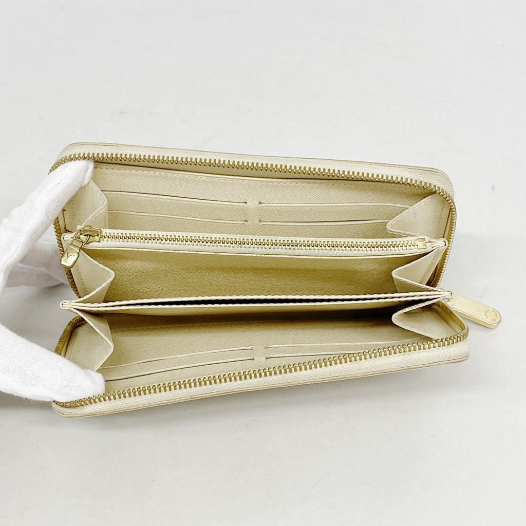 Louis Vuitton Wallet Damier Azur Zippy White — view 3
