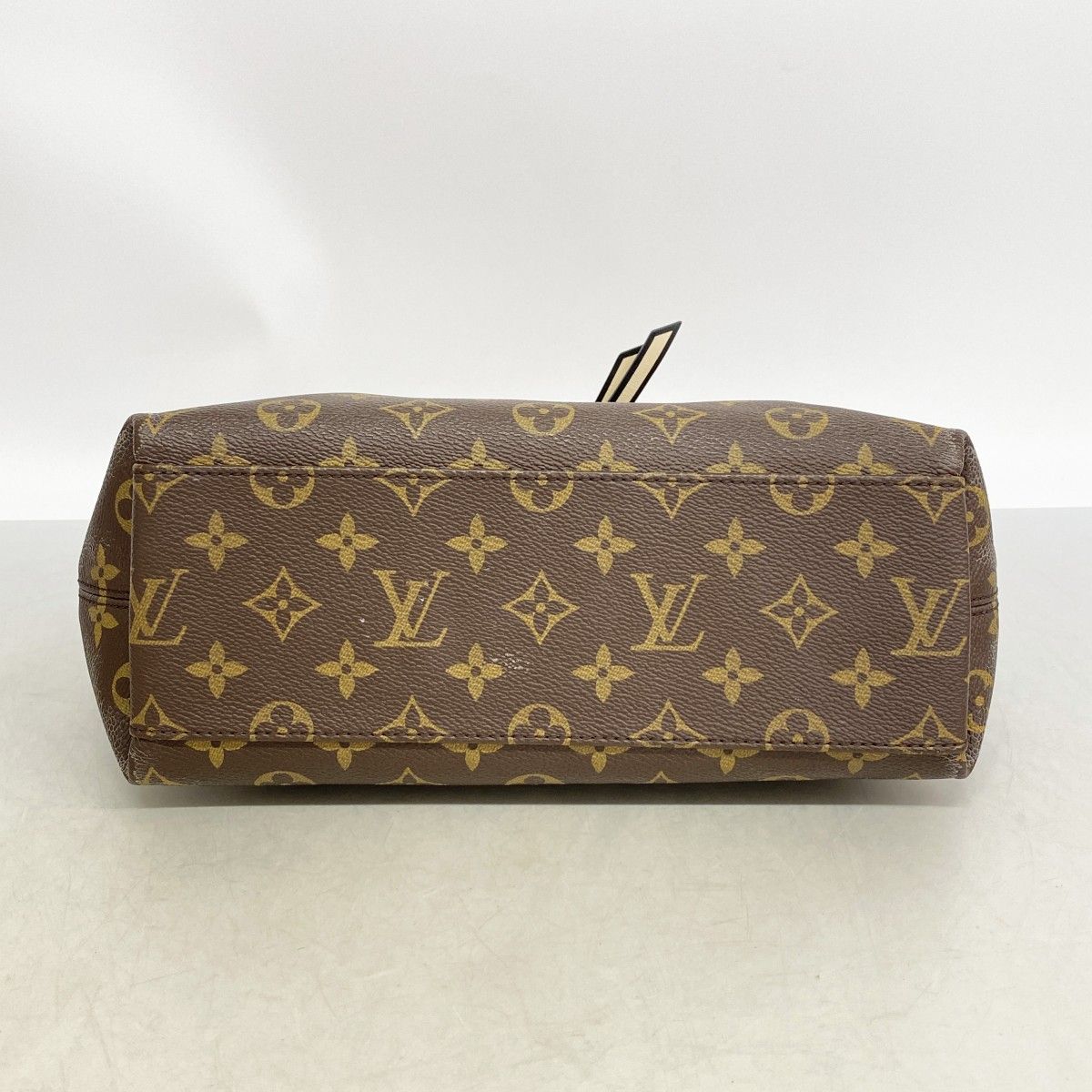Louis Vuitton Handbag Monogram Tui Roulis Besace Sesame Peche Cream 2-Way — view 3