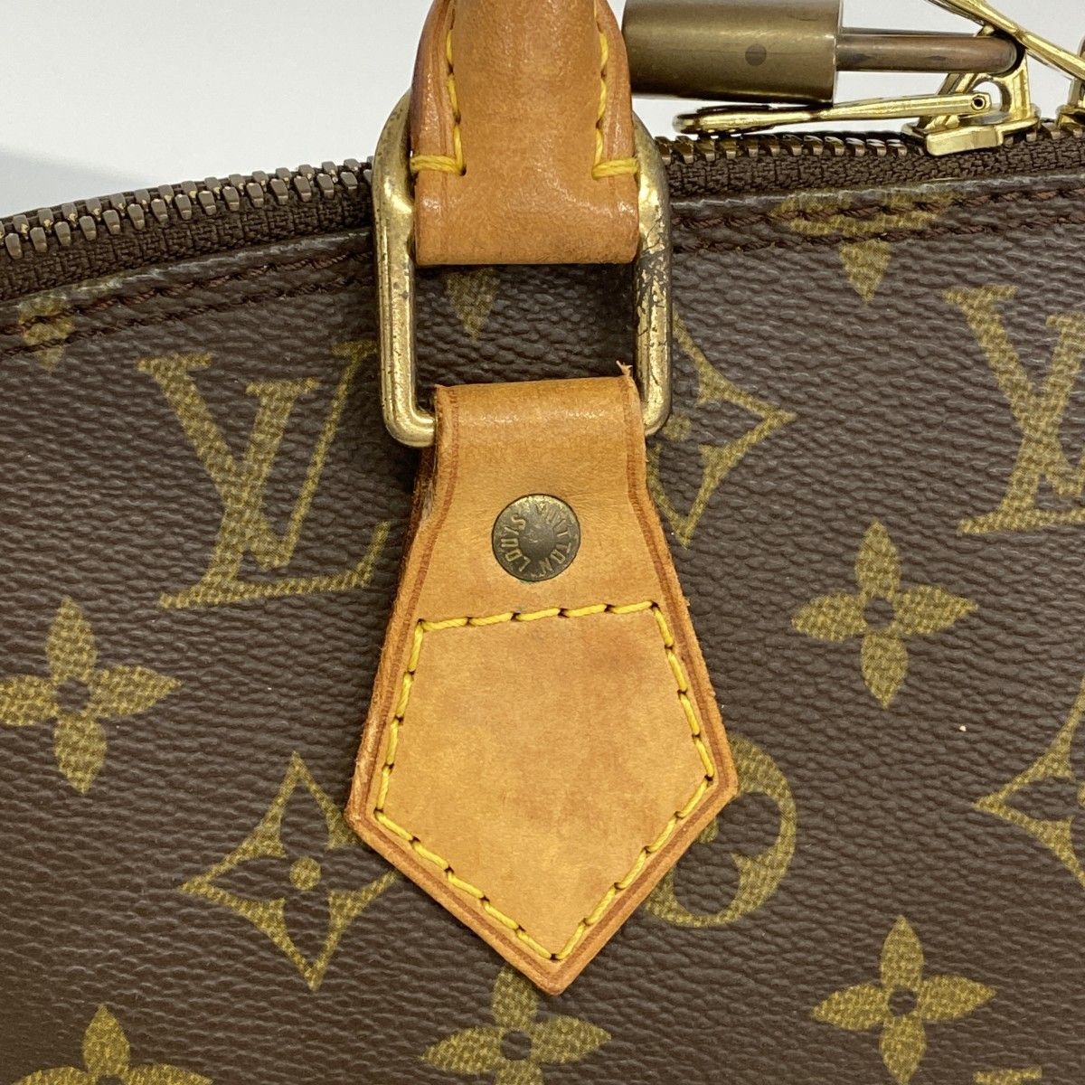 Louis Vuitton Handbag Monogram Alma Brown — view 9