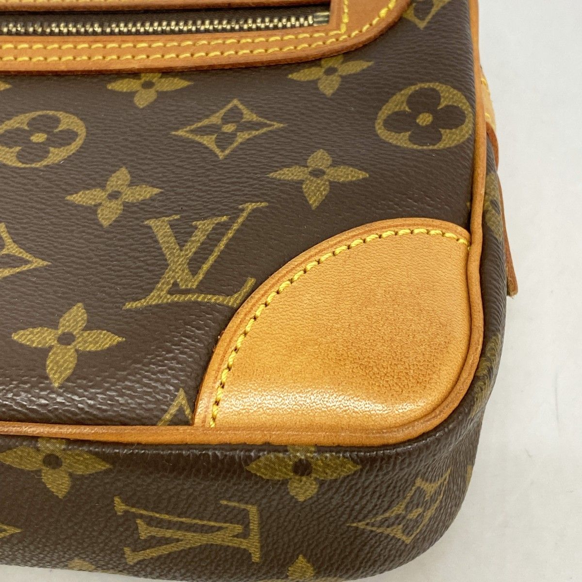 Louis Vuitton Clutch Monogram Marly Dragonne GM Brown — view 6