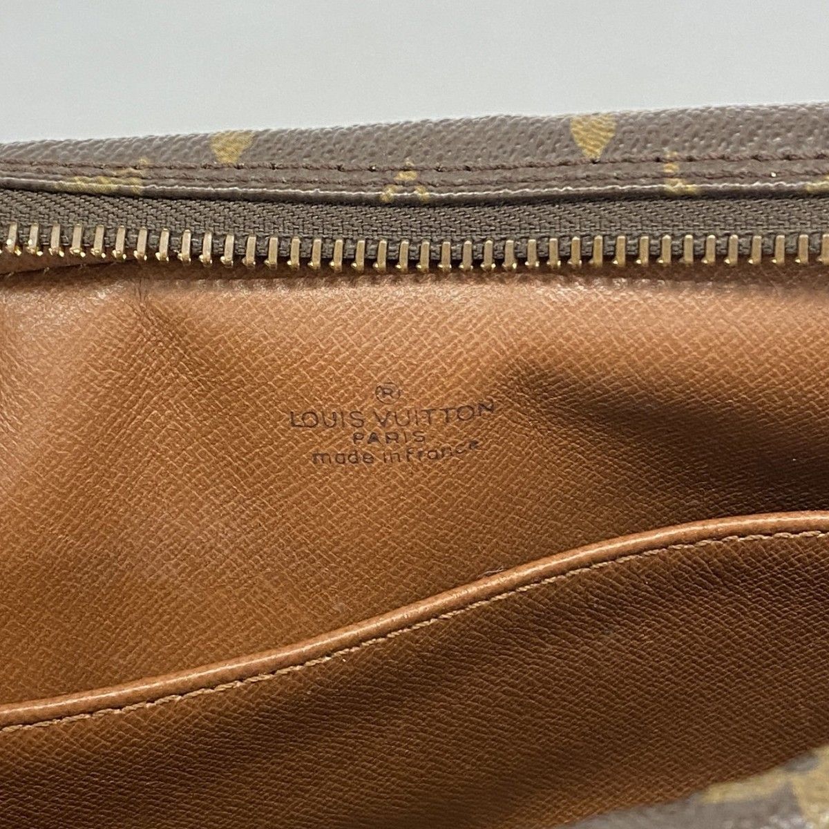 Louis Vuitton Clutch Monogram Compiegne 23 Brown — view 5