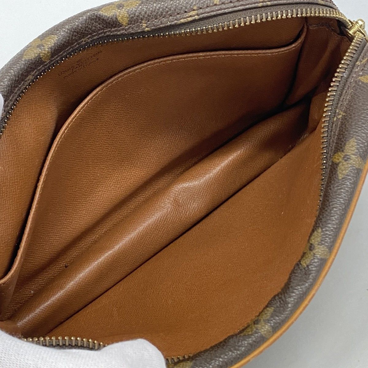 Louis Vuitton Clutch Monogram Compiegne 23 Brown — view 4