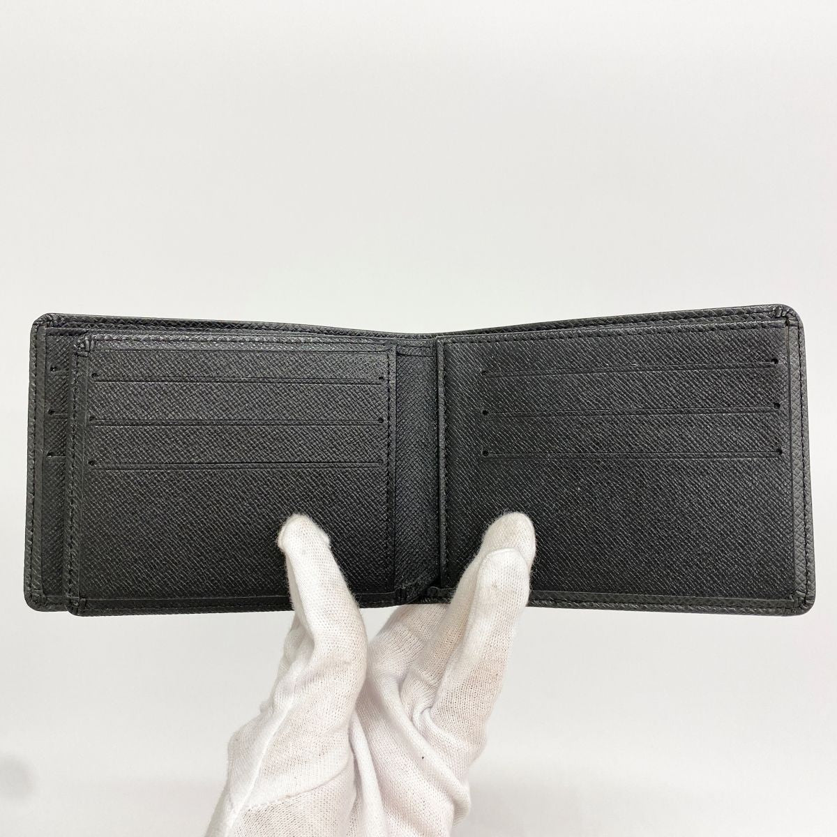 Louis Vuitton Billfold Taiga Portobier 3 Vole Ardoise Wallet — view 7