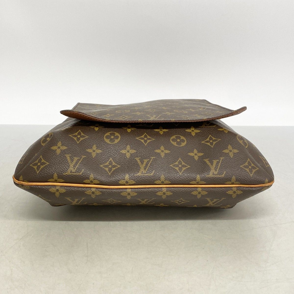 Louis Vuitton Shoulder Bag Monogram Musette Brown — view 3