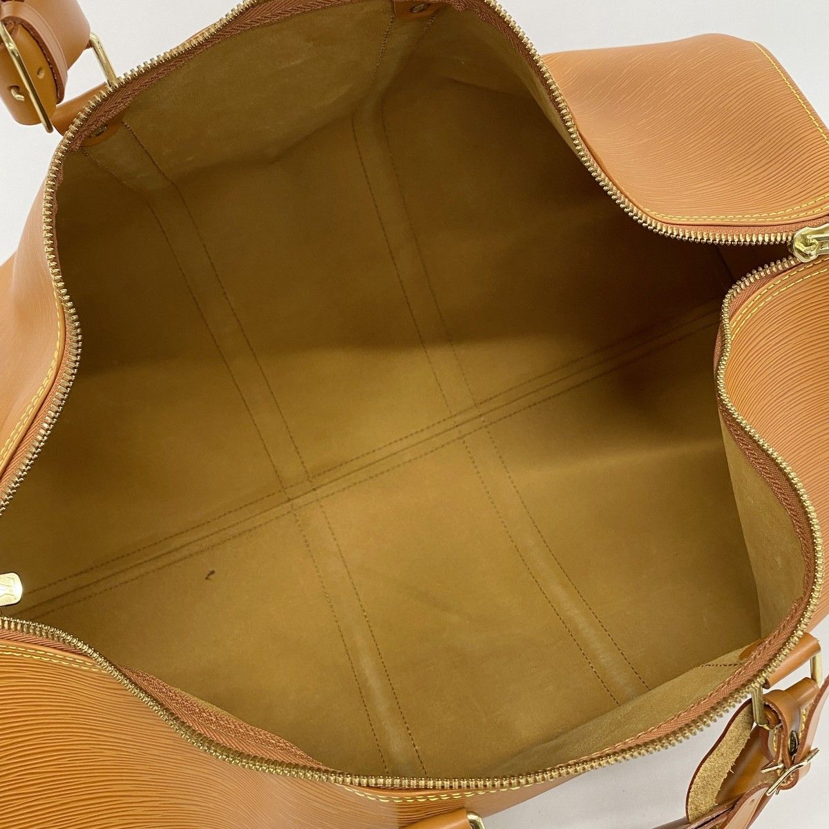 Louis Vuitton Boston Bag Epi Keepall 55 Cipango Gold — view 4
