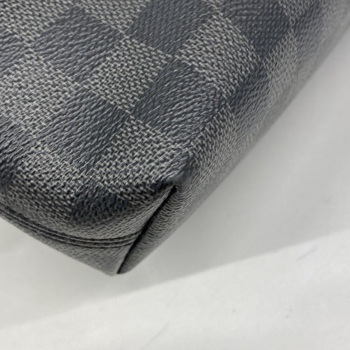 Louis Vuitton Shoulder Bag Damier Graphite Mick PM Black — view 6