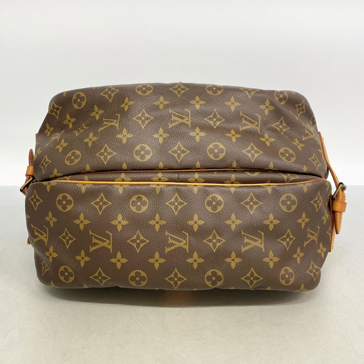 Louis Vuitton Shoulder Bag Monogram Saumur 35 Brown — view 3