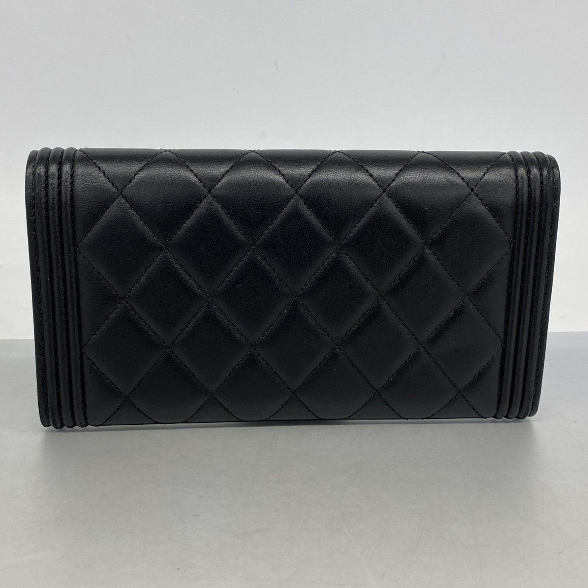 Chanel Wallet Boy Lambskin Black Gold — view 8