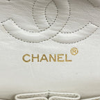 Chanel Shoulder Bag Quilted Lambskin White Gold — view 5