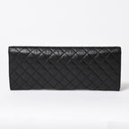 Chanel Metiers D'art Collection Clutch CC Logo Aged Calfskin Black — view 2