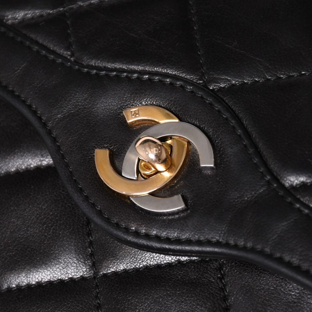 Chanel Quilted Double Flap Chain Shoulder Bag Limited Edition CC Logo Lambskin — view 5