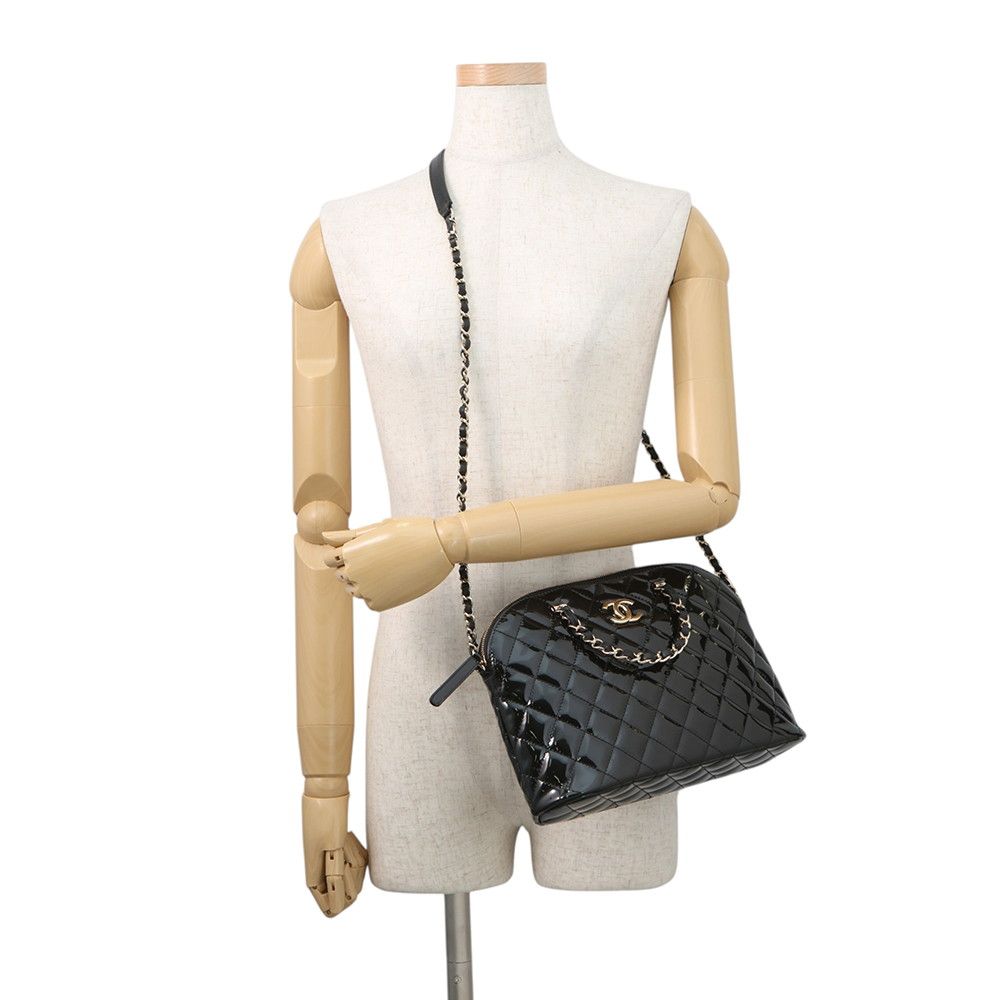 Chanel Chain Shoulder Bag CC Logo Quilted Patent 2-Way Black — view 5