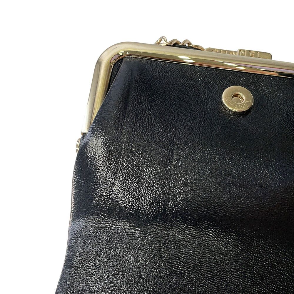 Chanel Chain Wallet Quilted CC Logo Kiss Lock Bifold Leather Black — view 9
