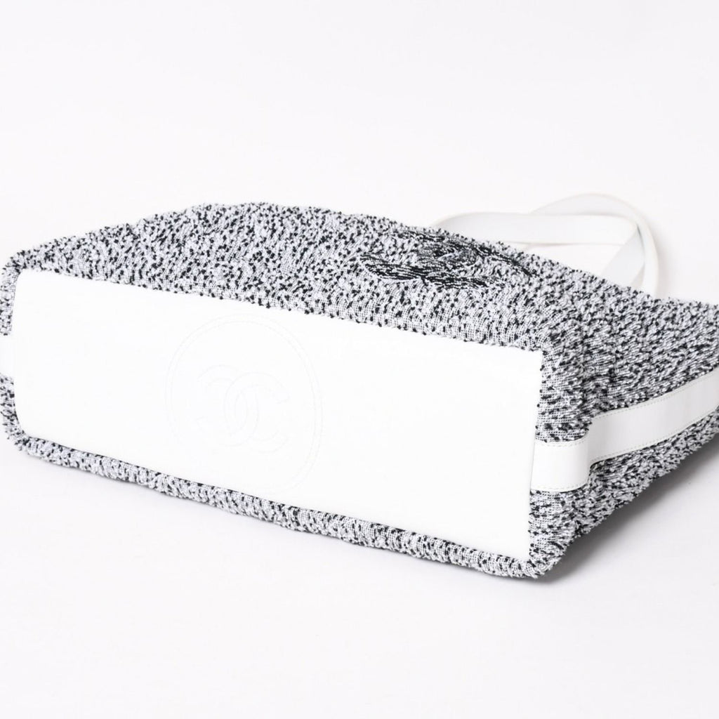 Chanel Cruise Collection Pile Beach Terry Cloth CC Logo White Gray Tote Bag — view 8
