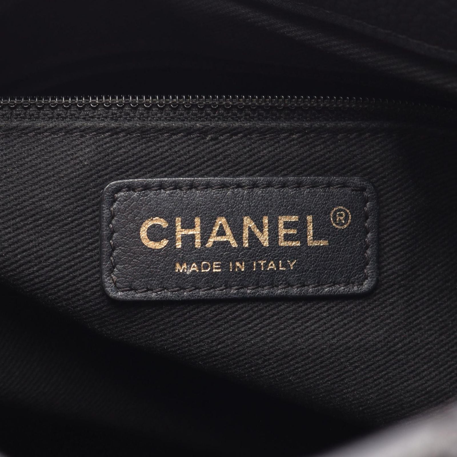 Chanel Tote Quilted Black Caviar Leather CC Logo Chain — view 6