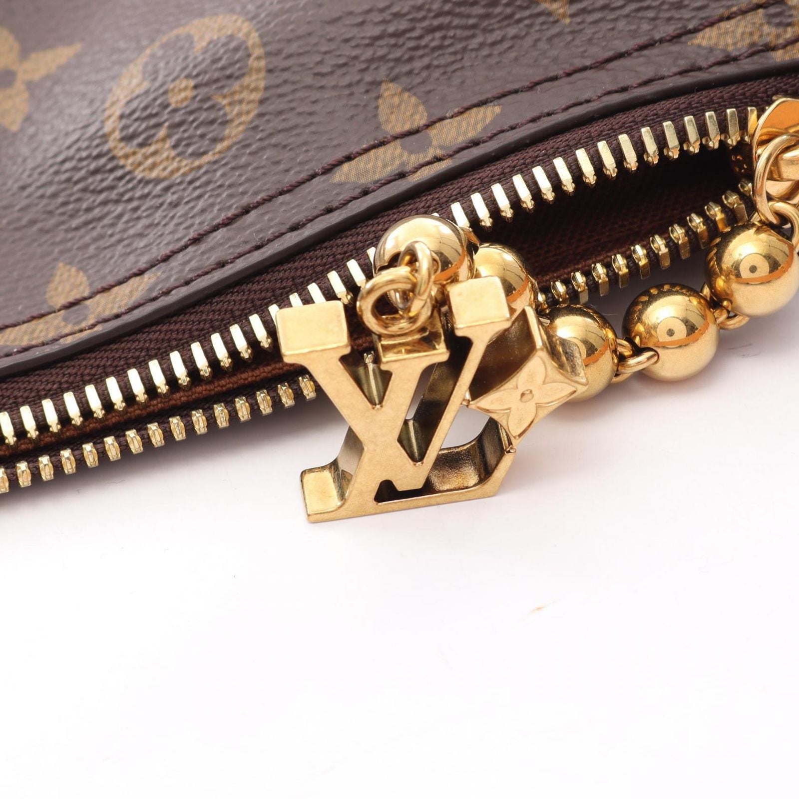Louis Vuitton Shoulder Bag Vagabond Hobo Monogram Canvas Leather — view 7