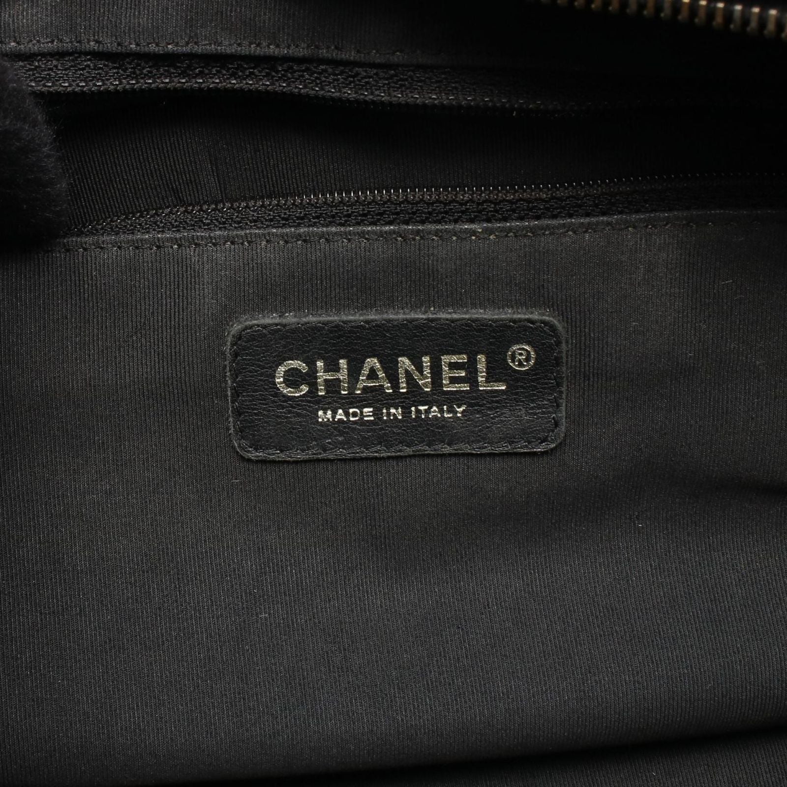 Chanel Boston Bag Quilted CC Logo Black Calf — view 4