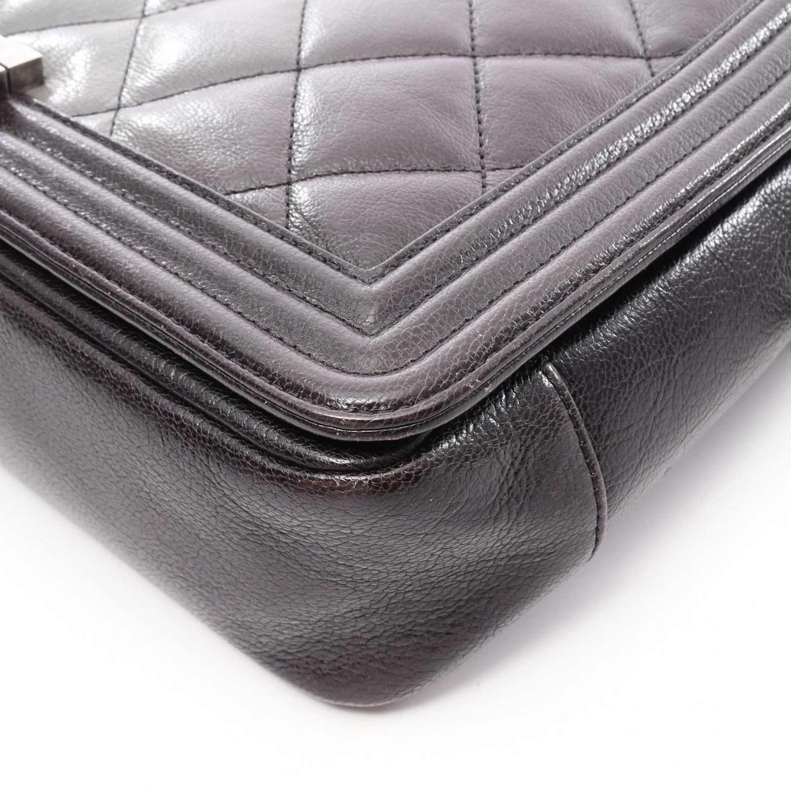 Chanel Shoulder Bag Boy Large Quilted Gradient Black Gray Leather Chain — view 7