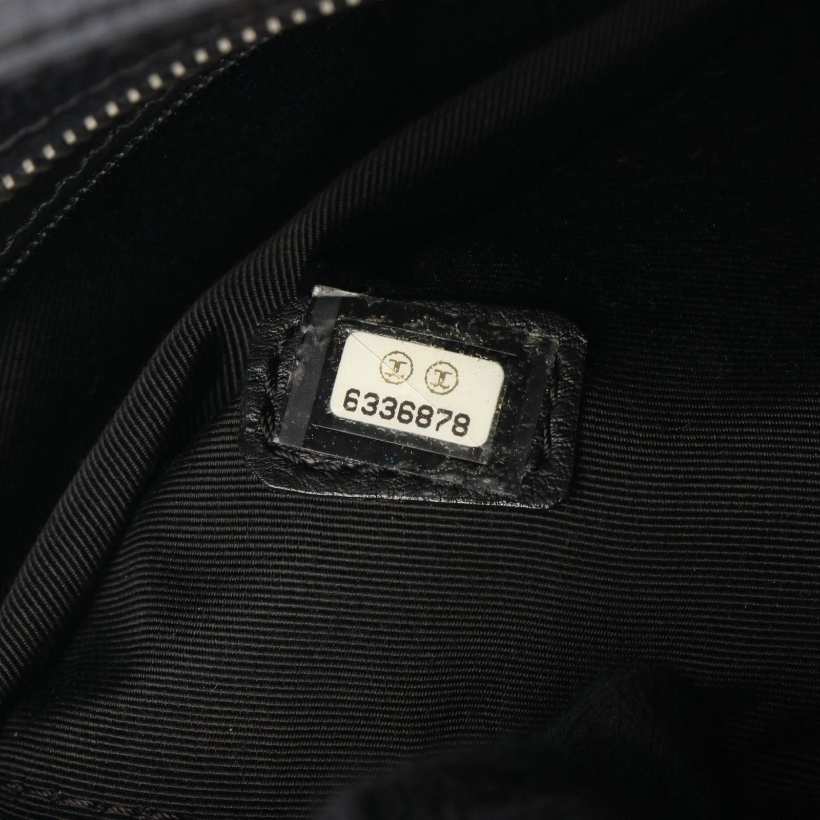 Chanel Tote Reissue Black Calf — view 5