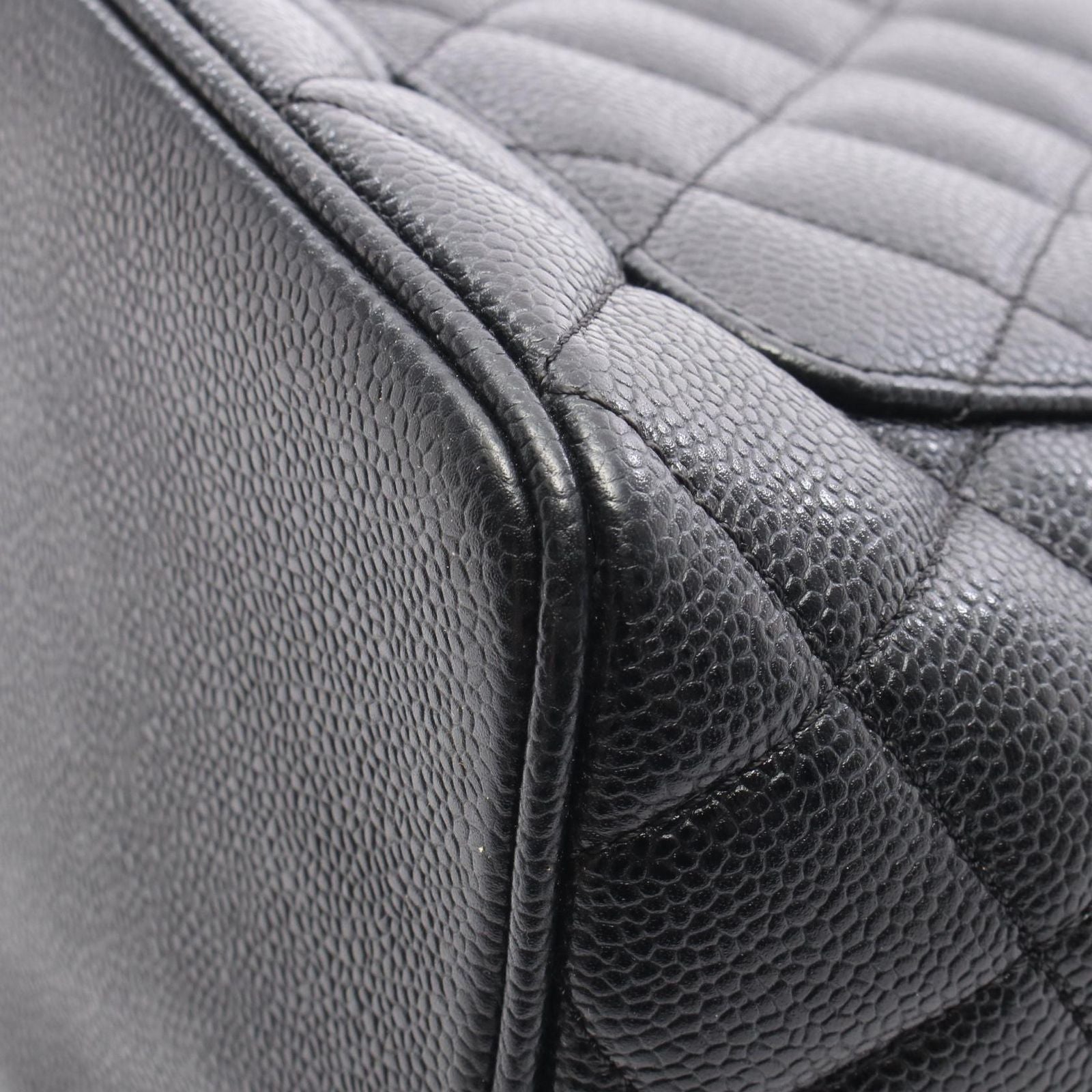 Chanel Tote Reissue Black Calf — view 9