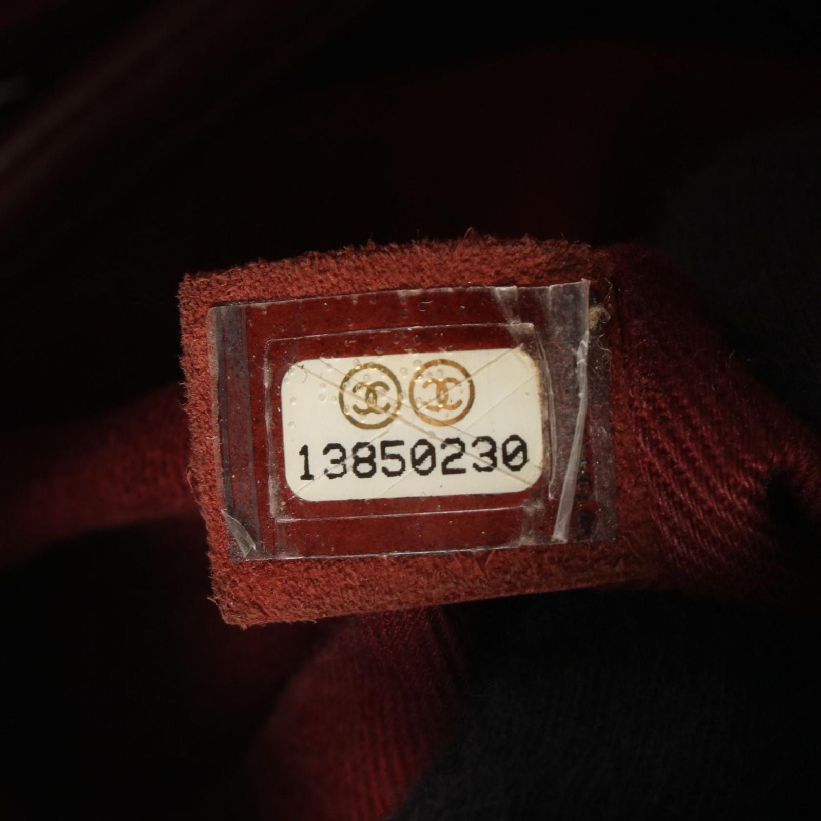 Chanel Tote Quilted CC Logo Chain Bordeaux Calf — view 5