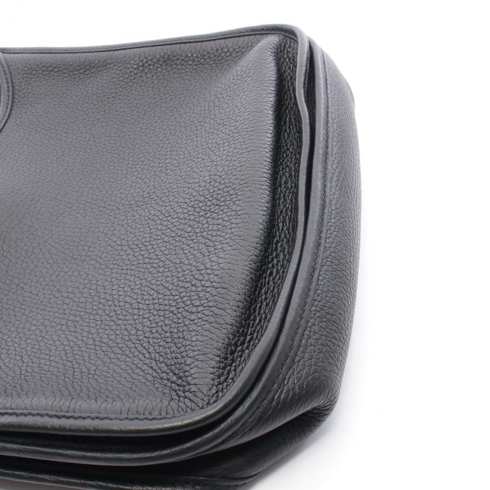Hermes Shoulder Bag Evelyne 3 Trois PM Black Leather — view 6
