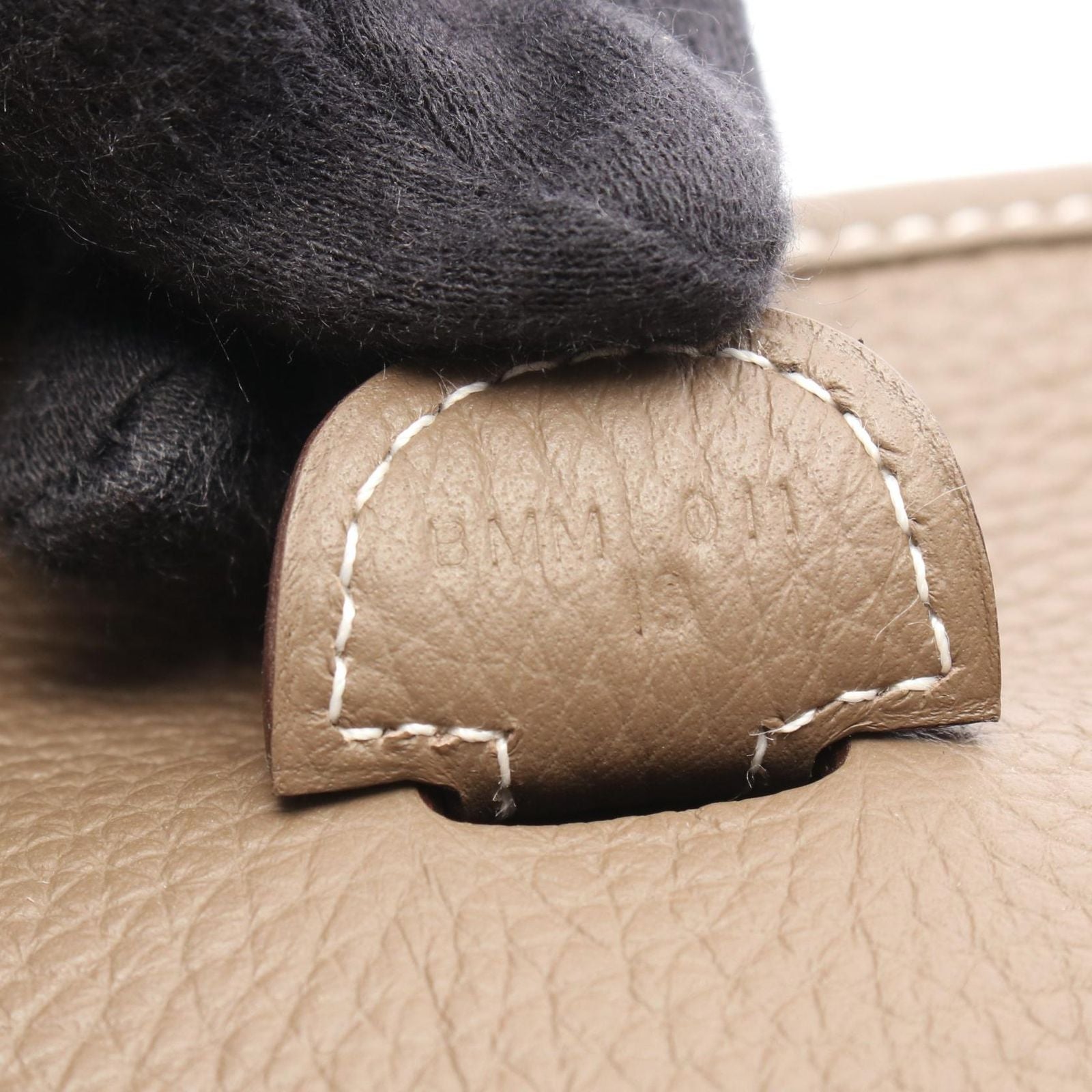 Hermes Shoulder Bag Evelyne 3 Trois PM Etoupe Leather — view 5