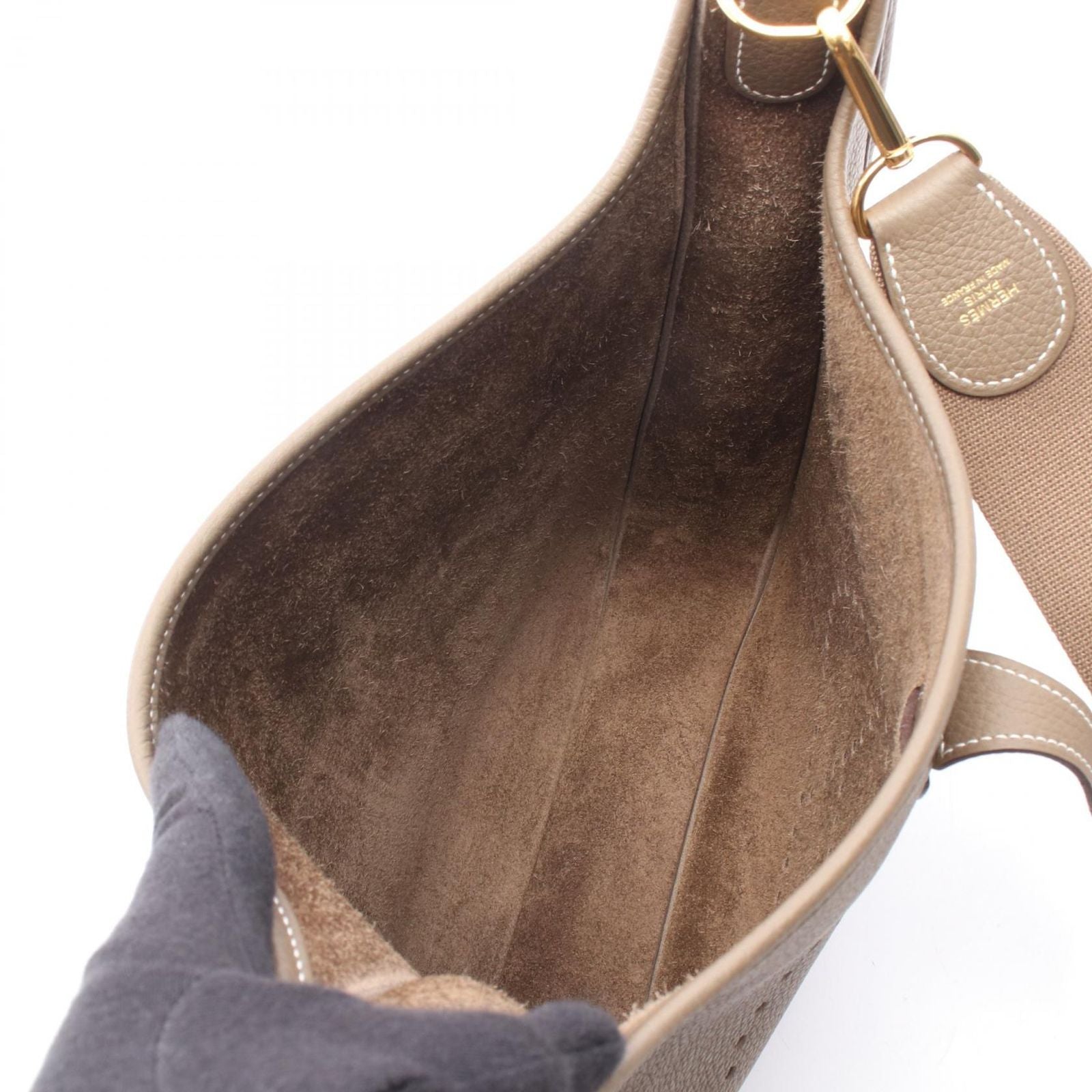 Hermes Shoulder Bag Evelyne 3 Trois PM Etoupe Leather — view 3