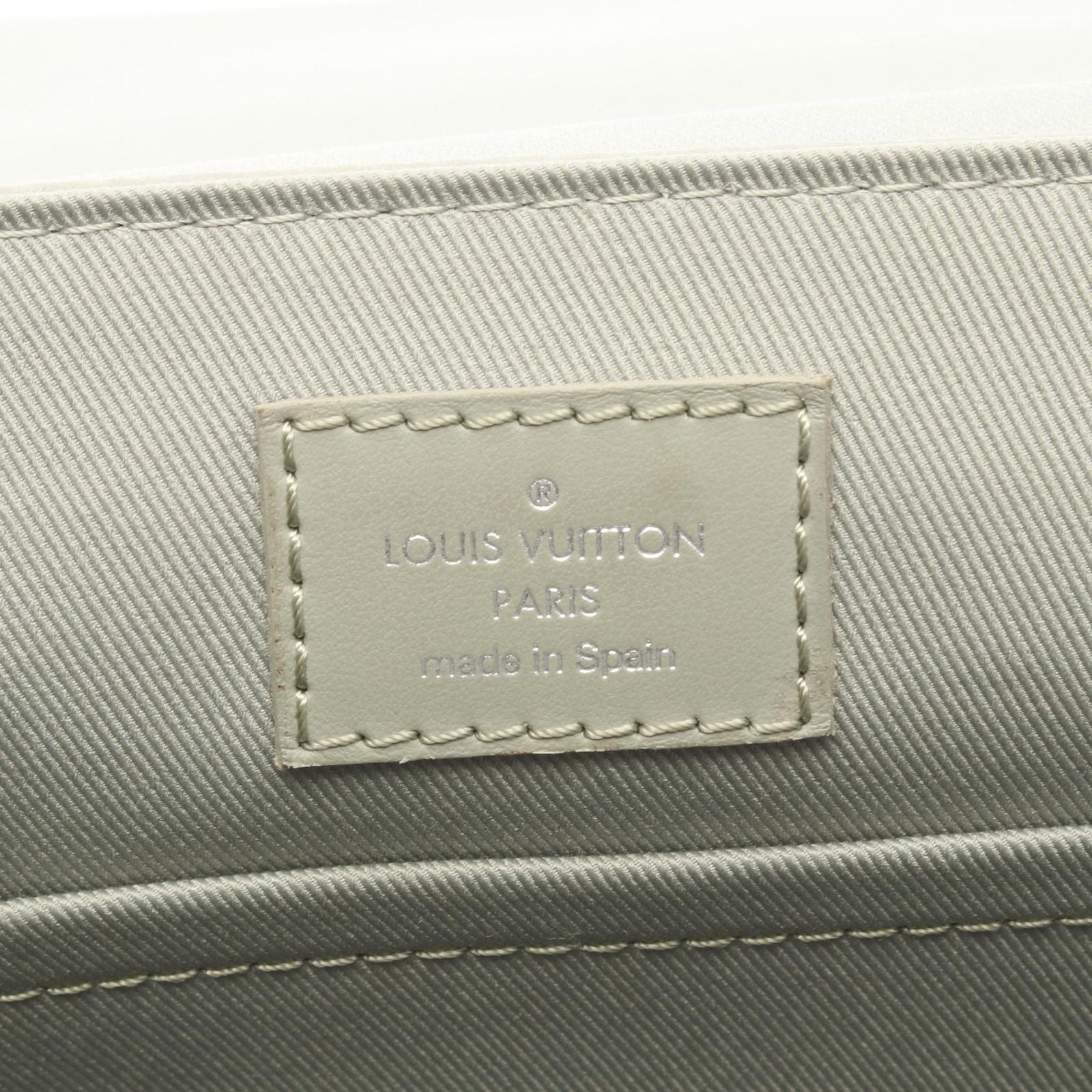 Louis Vuitton Shoulder Bag District PM Khaki Green Canvas Leather — view 4