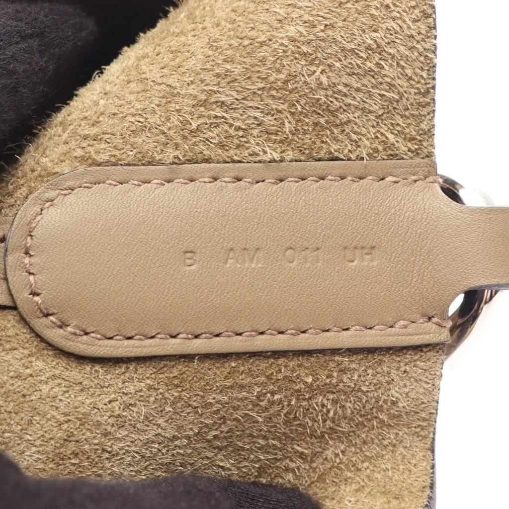 Hermes Handbag in the Loop 23 Beige Marfa Leather Calf in — view 5
