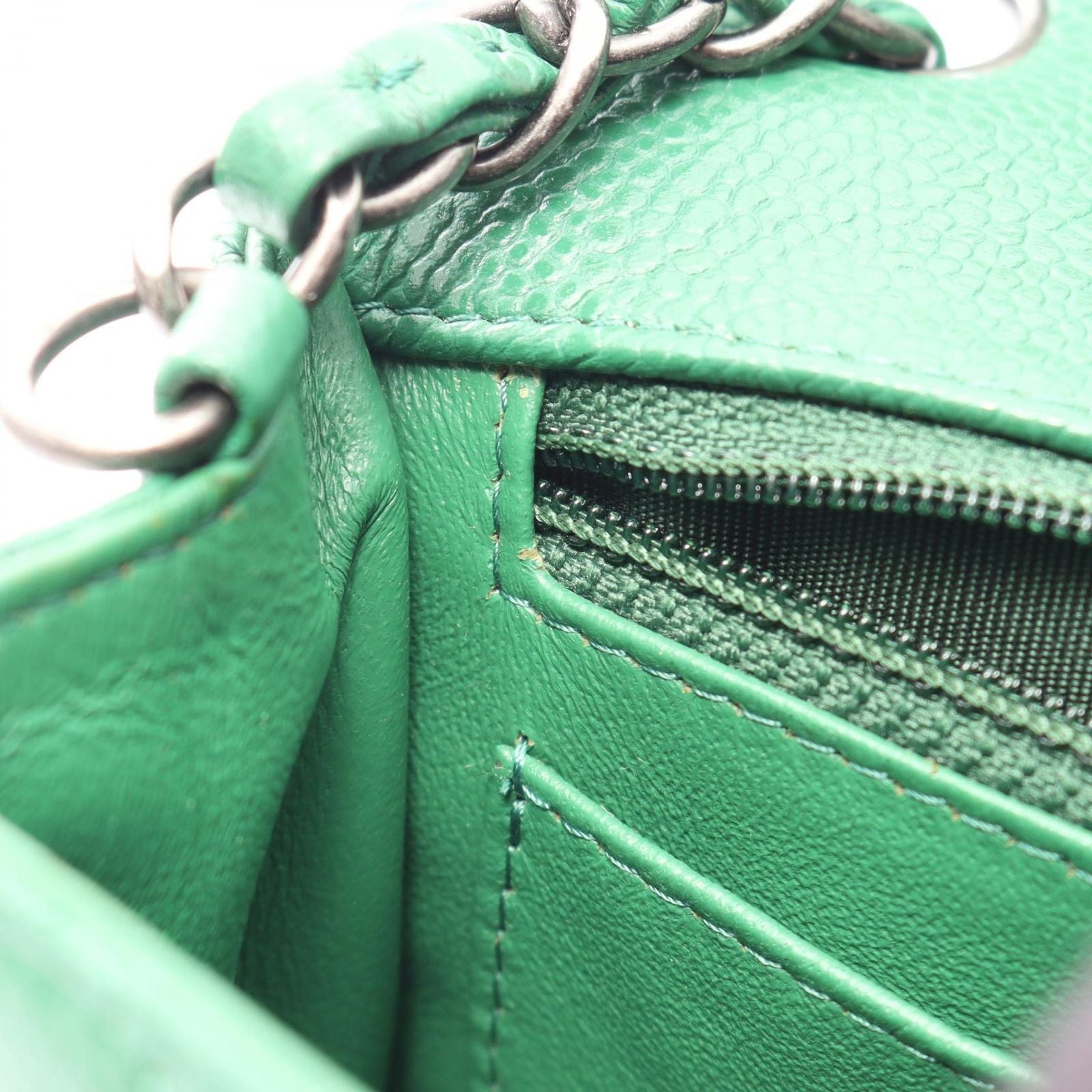Chanel Shoulder Bag Mini Quilted 20 Green Caviar Leather Chain — view 6