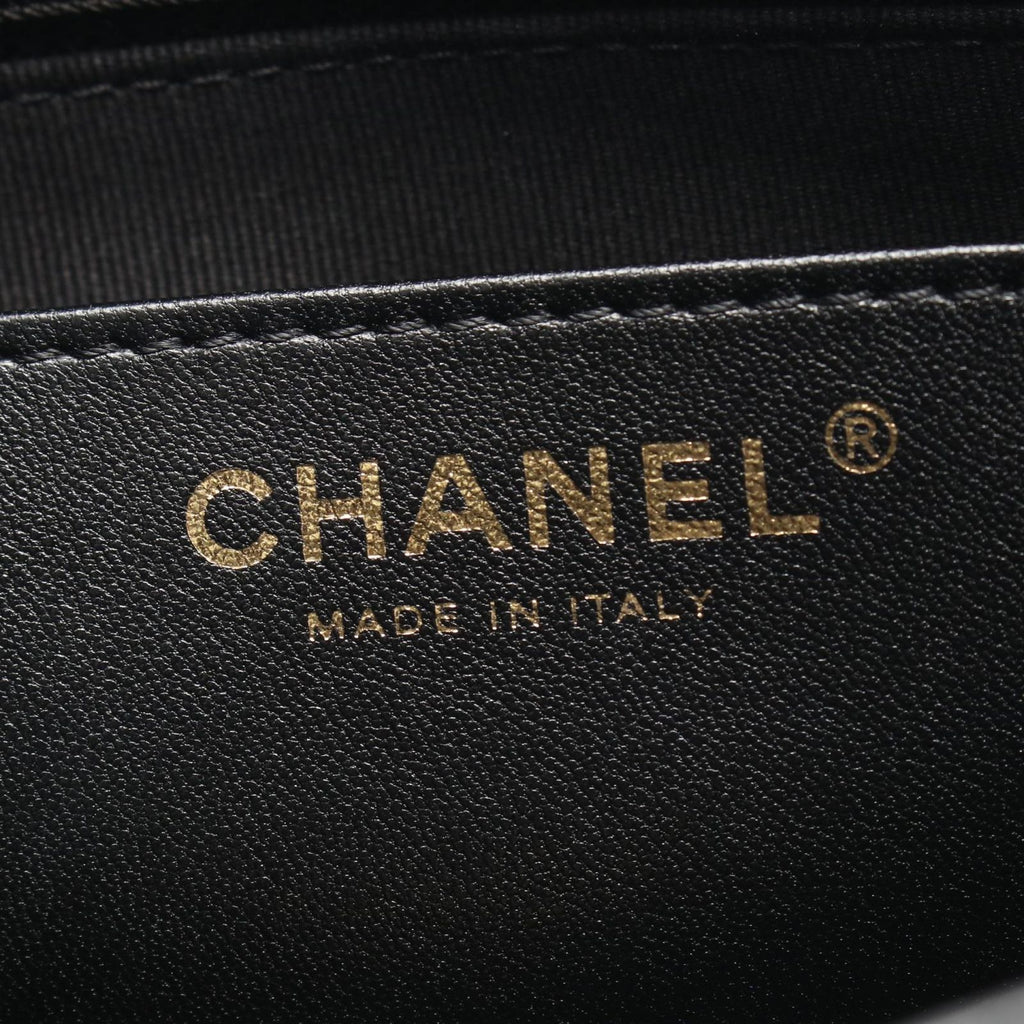 Chanel Shoulder Bag Large Flap Quilted Black Leather Chain — view 4