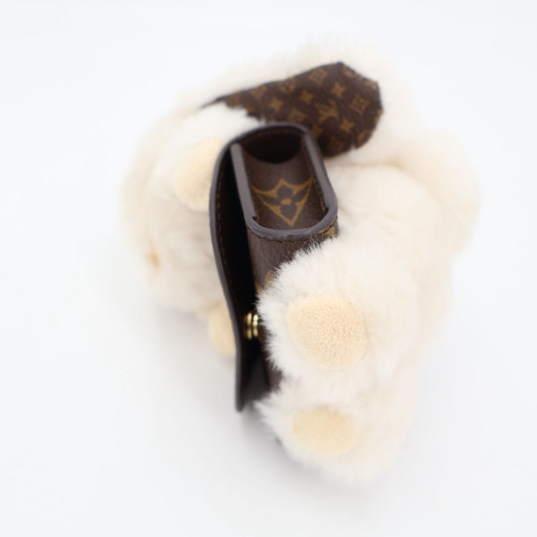 Louis Vuitton Bag Charm LV Bunny — view 6