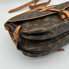 Louis Vuitton Saumur 30 Monogram — view 8