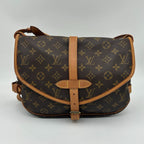 Louis Vuitton Saumur 30 Monogram — view 4