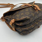 Louis Vuitton Saumur 30 Monogram — view 6