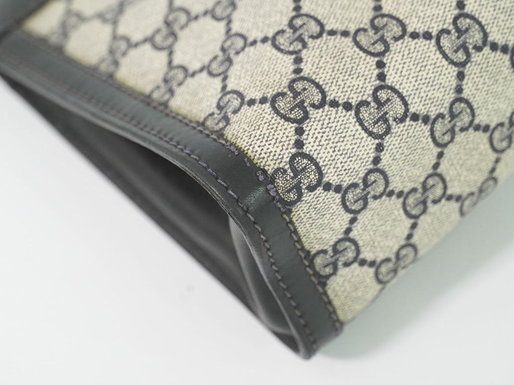 Gucci Sherry Line GG Supreme Clutch Beige Navy — view 6