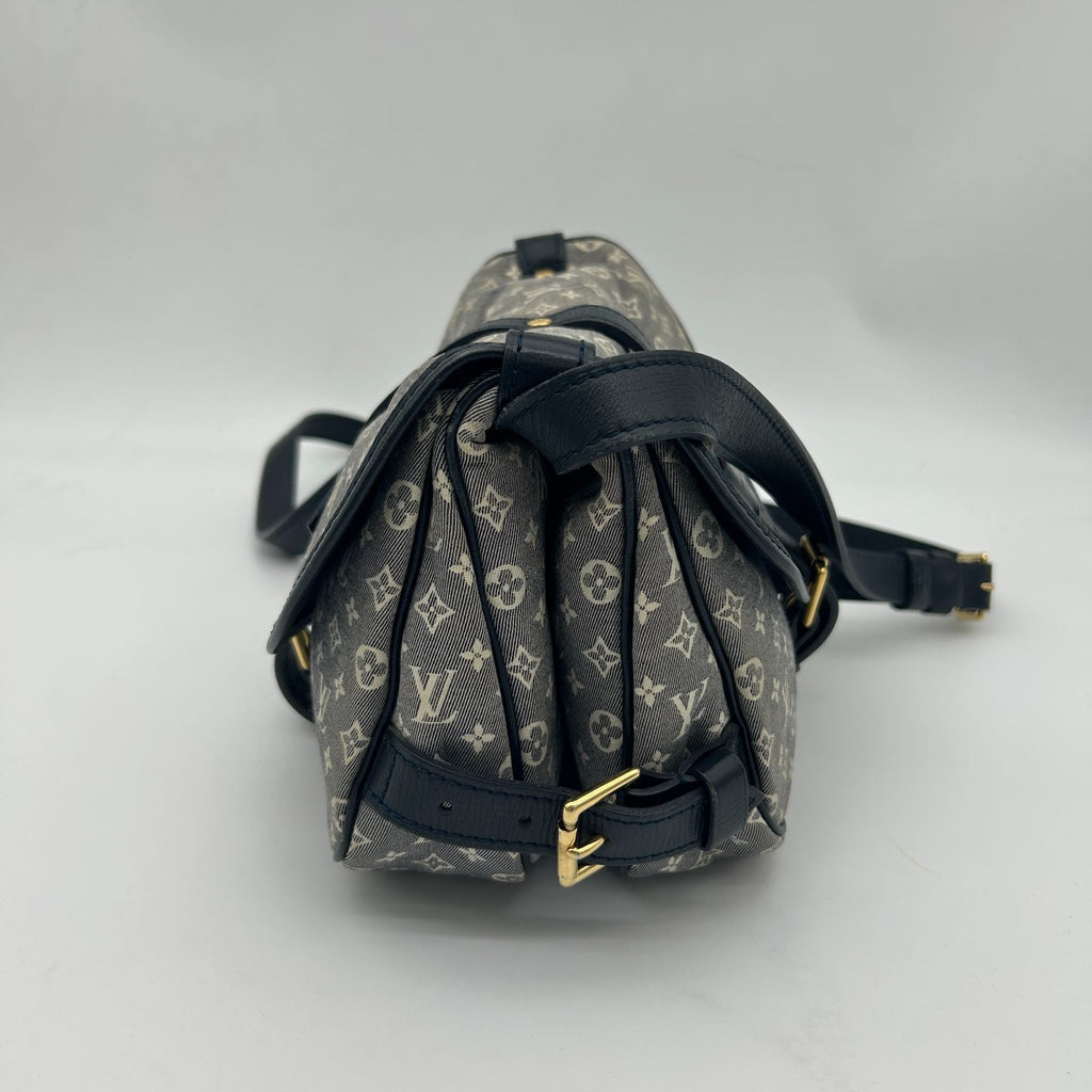 Louis Vuitton Monogram Idylle Saumur PM Shoulder Bag Crossbody Canvas Leather — view 4