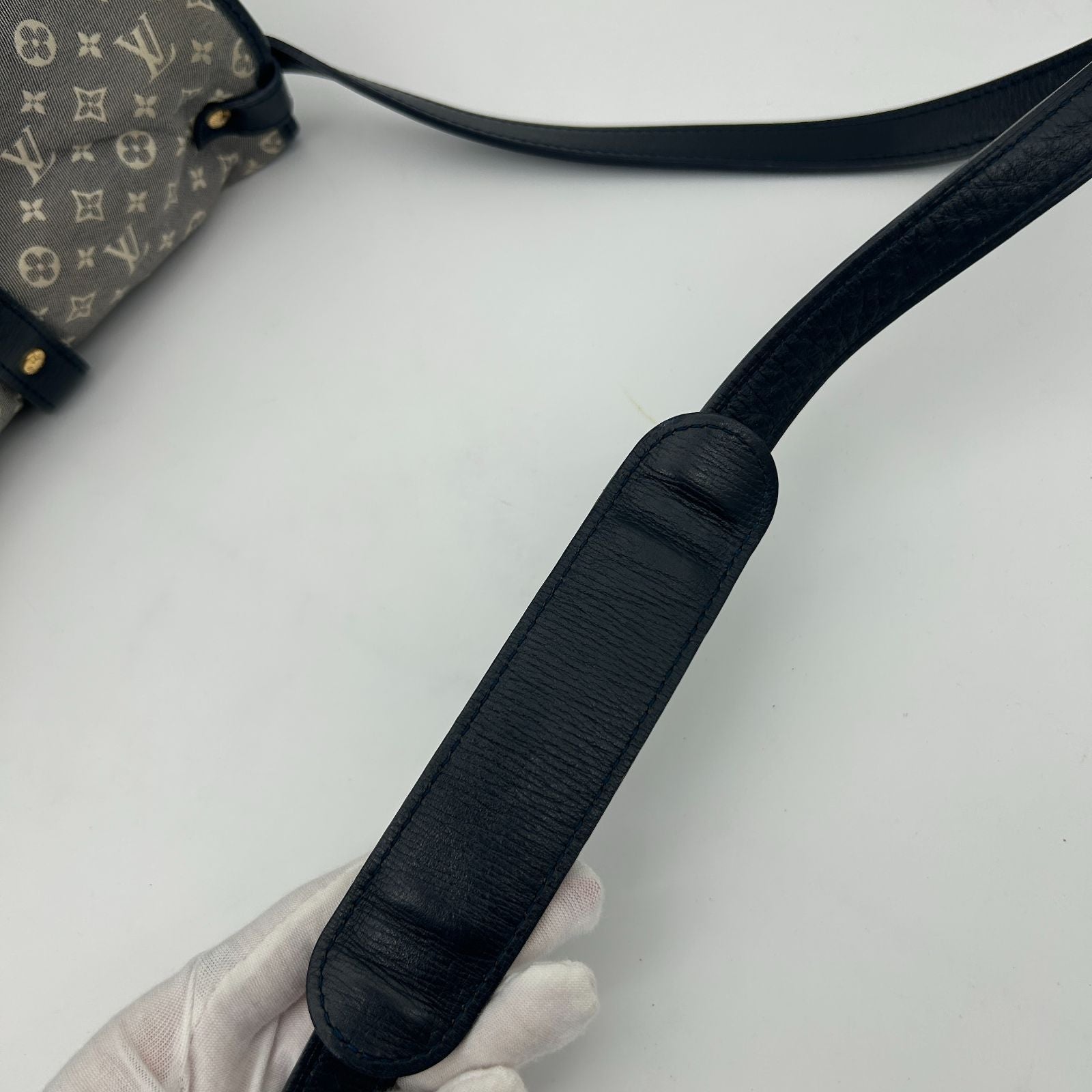 Louis Vuitton Monogram Idylle Saumur PM Shoulder Bag Crossbody Canvas Leather — view 6
