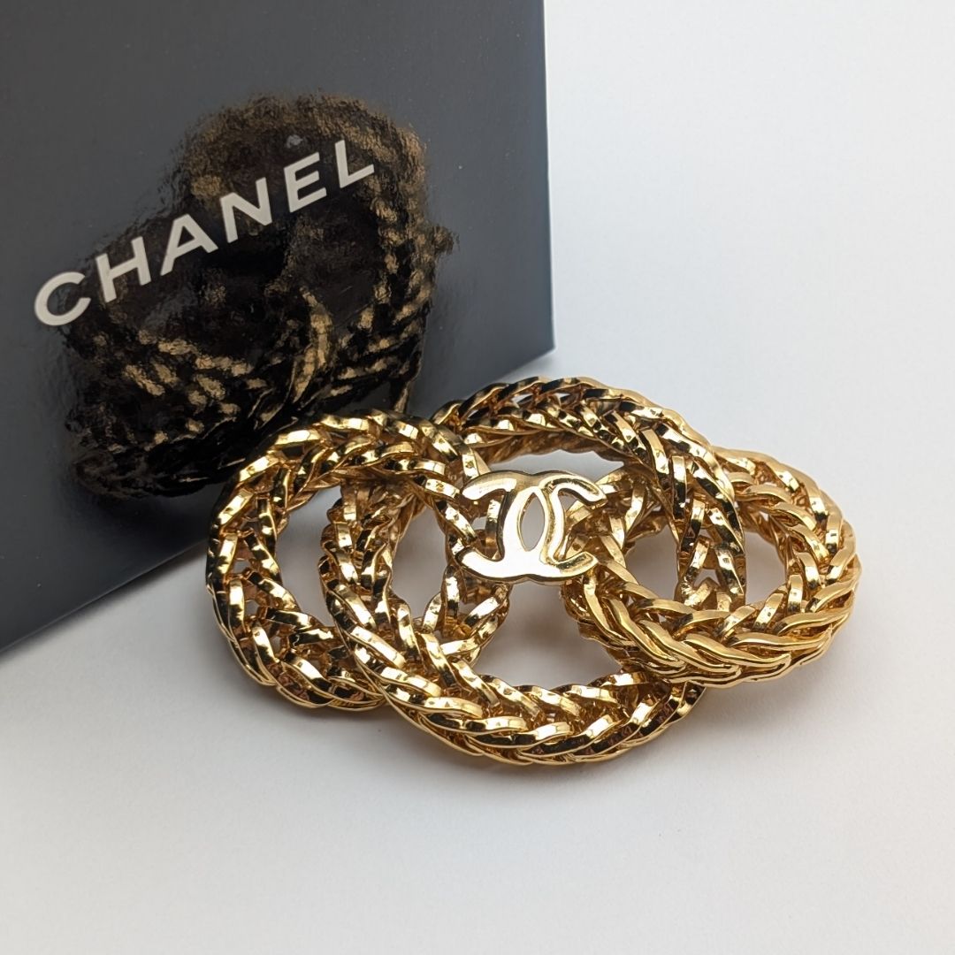 Chanel Brooch CC Logo Gold Ring Triple Strand First Era Vintage