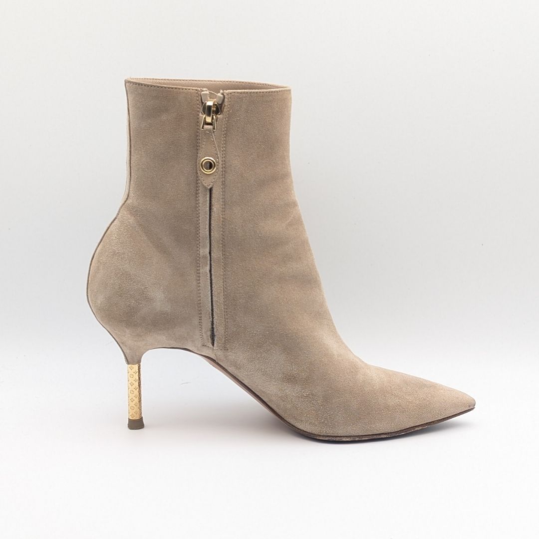 Louis Vuitton Ultimate Line Suede Beige Boots High Heels Pin Side Zip Shoes — view 3