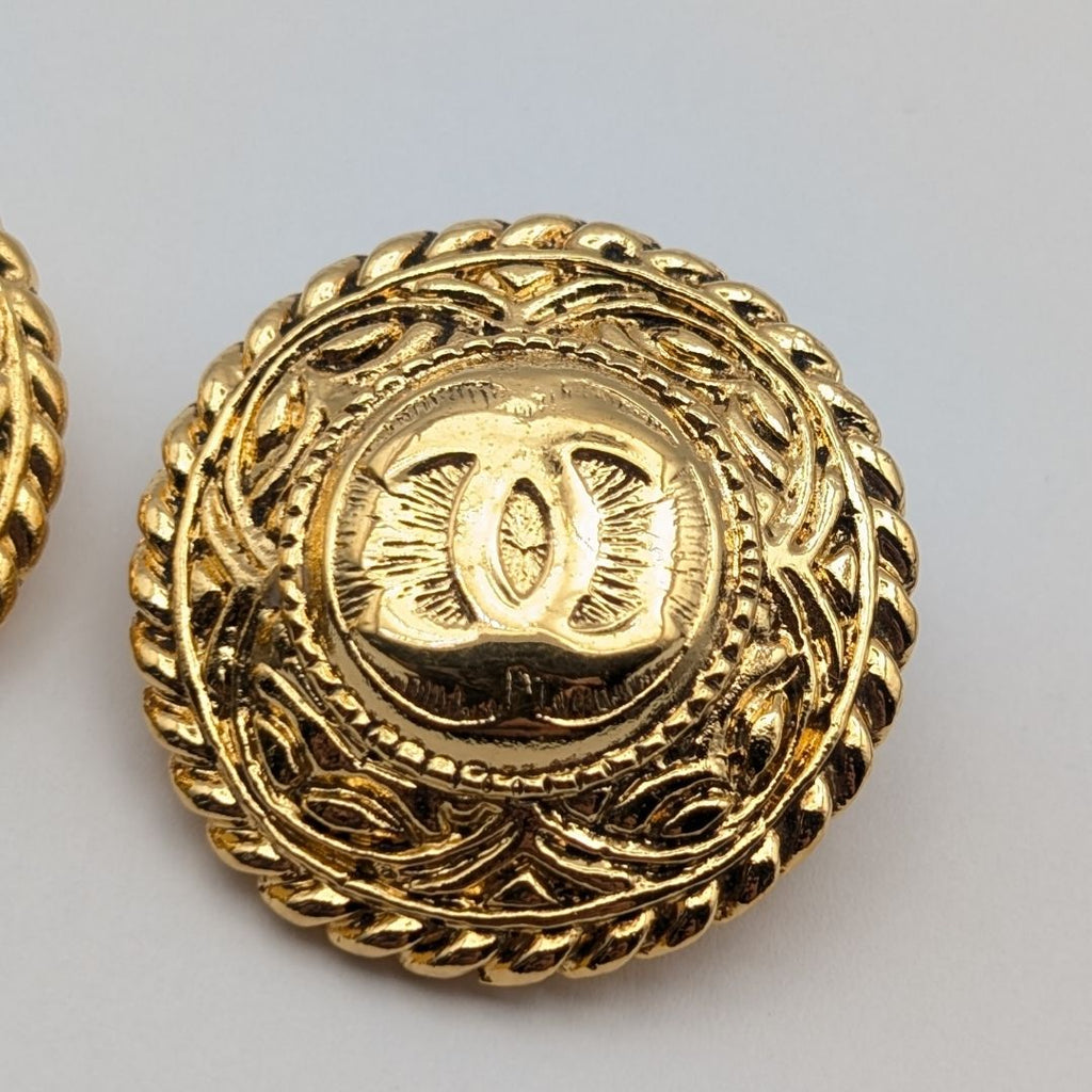 Chanel Earrings CC Logo Gold Large Round Twist First Era Vintage — view 2