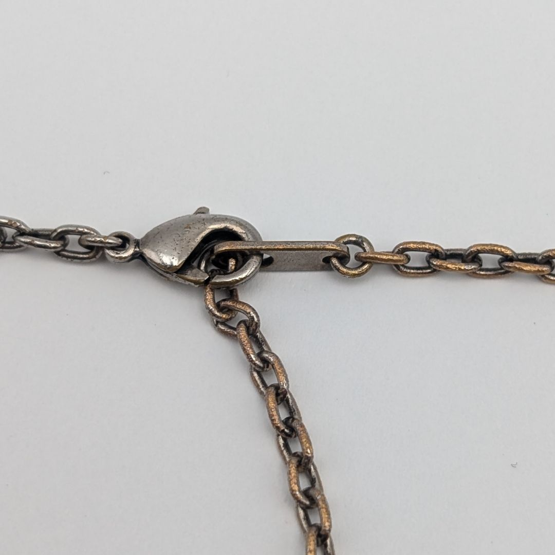 Louis Vuitton Collier LV Initial LV Logo Necklace Silver Blue — view 2