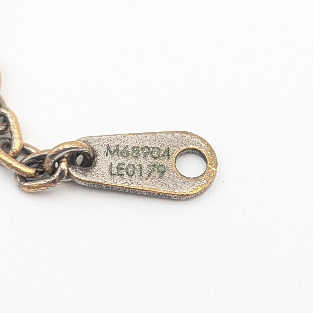 Louis Vuitton Collier LV Initial LV Logo Necklace Silver Blue — view 5