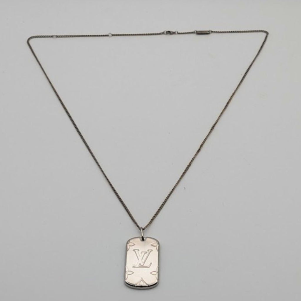 Louis Vuitton Locket Pendant Monogram Silver — view 5