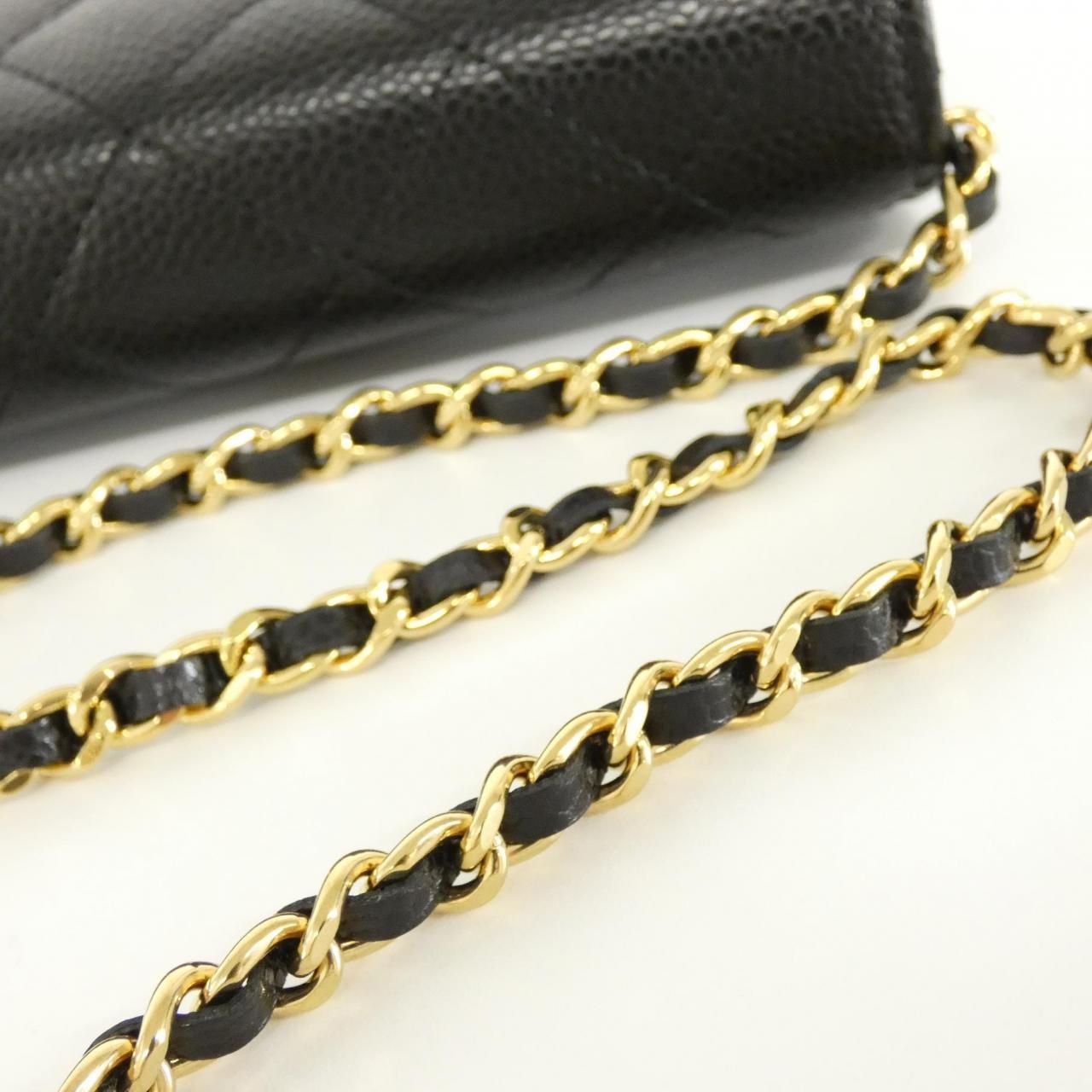 Chanel Chain Shoulder Bag Black — view 7