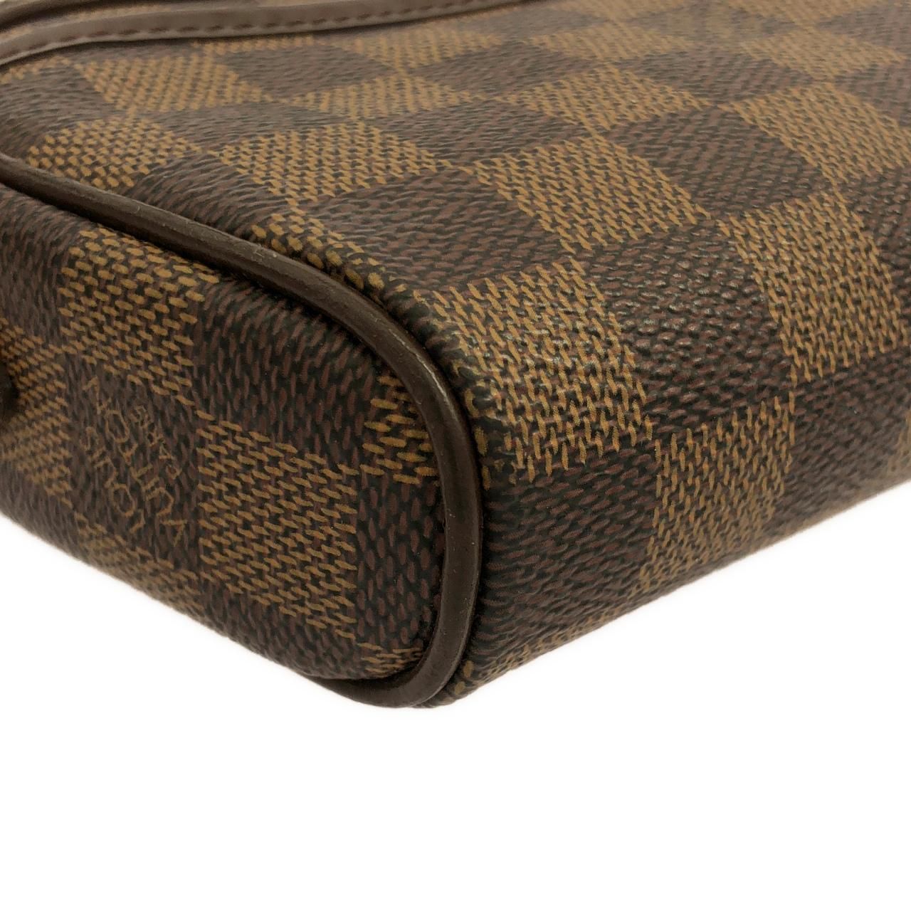 Louis Vuitton Damier Pochette Ipanema Shoulder — view 3