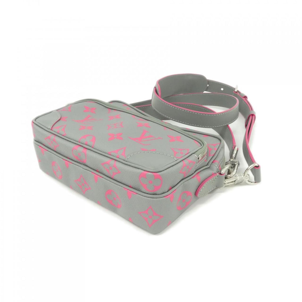 Louis Vuitton Monogram Glow Nile Shoulder — view 3
