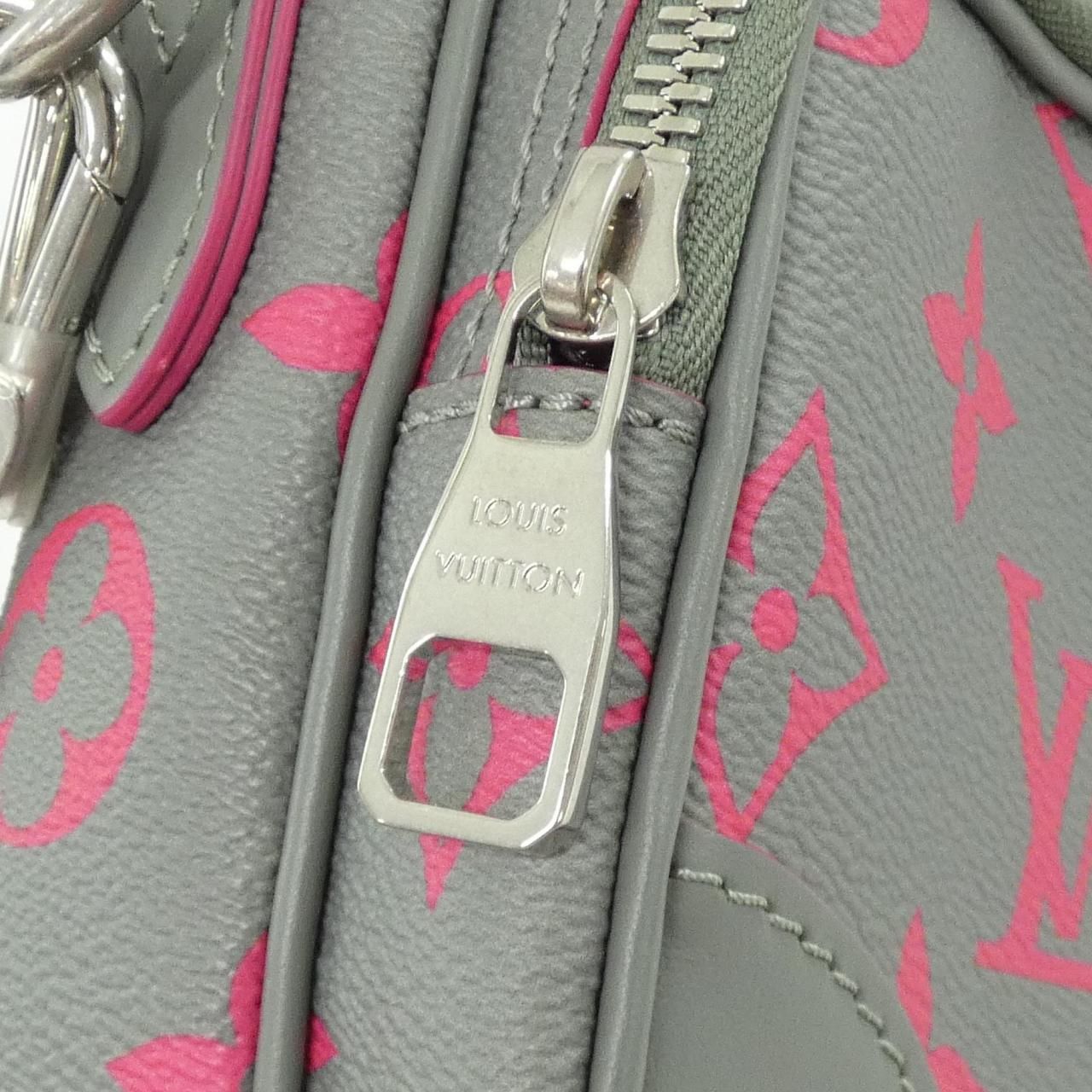 Louis Vuitton Monogram Glow Nile Shoulder — view 4