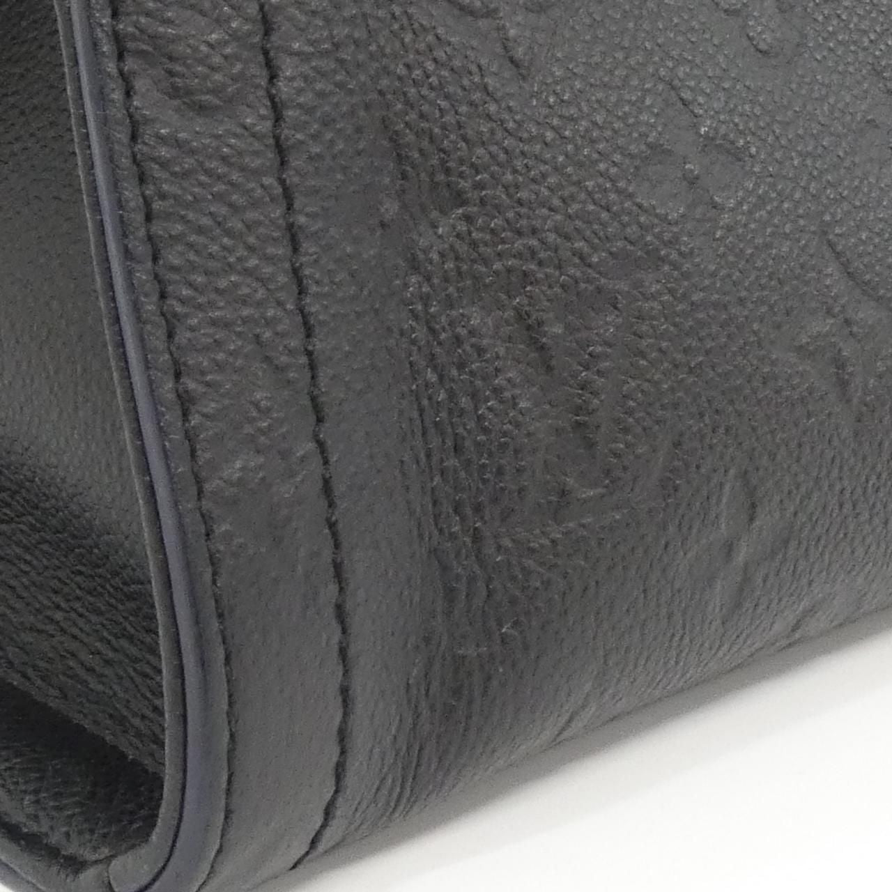 Louis Vuitton Monogram Empreinte Suri — view 7